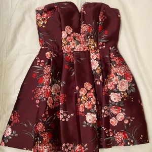 This is a strapless homecoming dress or just going to have some fun.